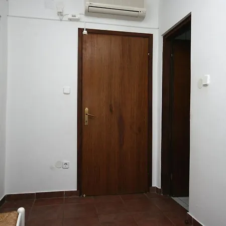 Apartment 5555a *