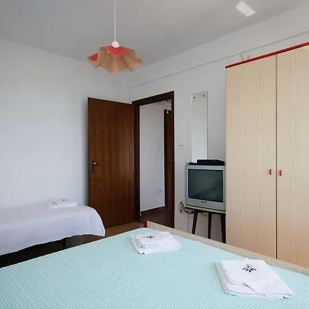 5555a Apartman *