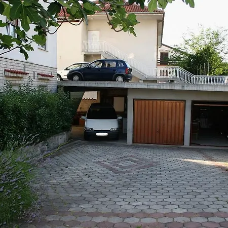 5555a Apartment *